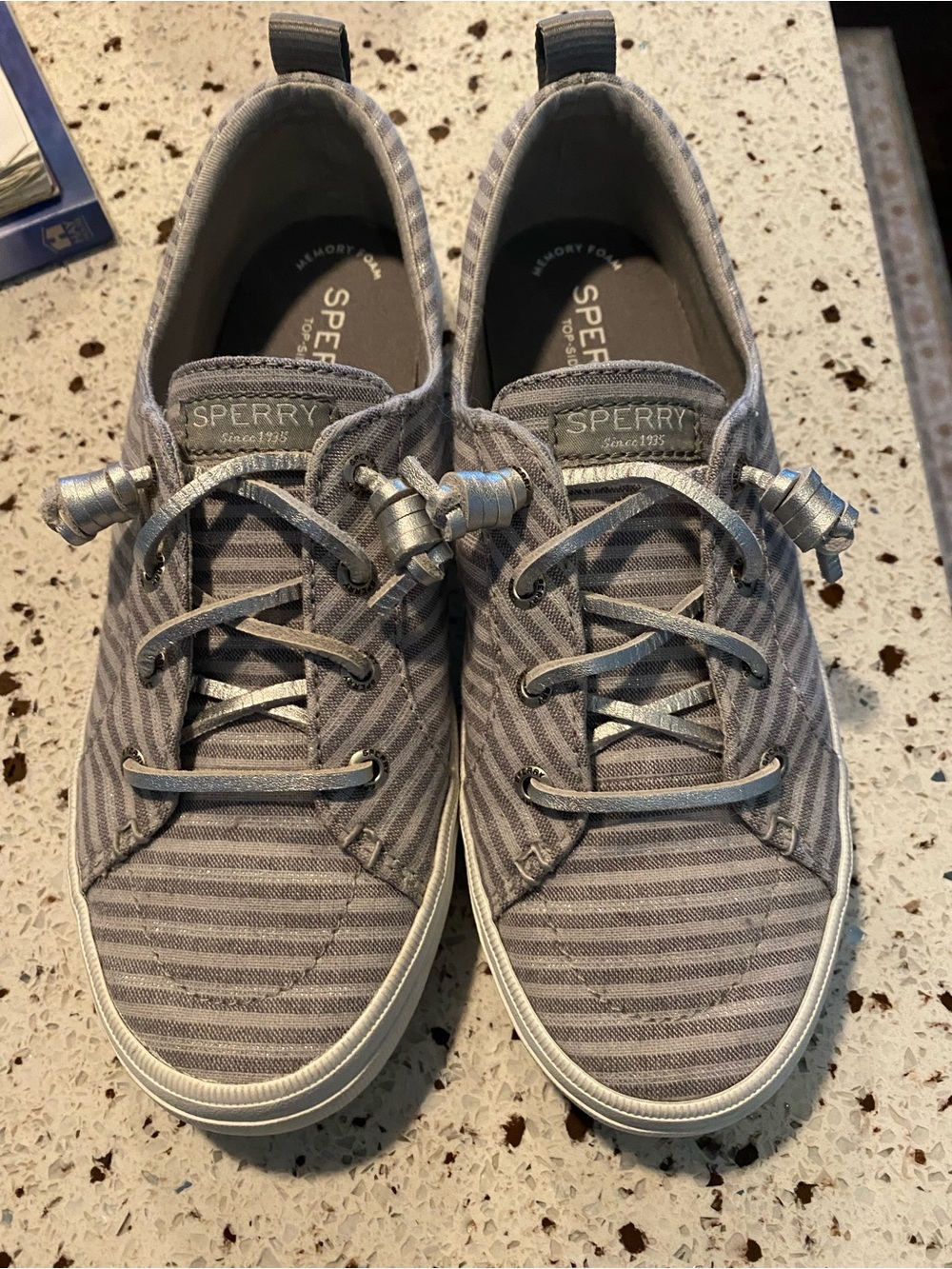 Sperry Grey Striped Crest Vibe Sneakers Women’s size 7
